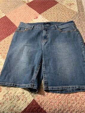 Roz & Ali Classic Denim Bermuda Shorts - Blue